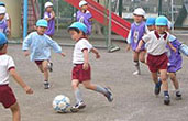 課外スポーツ教室：サッカー